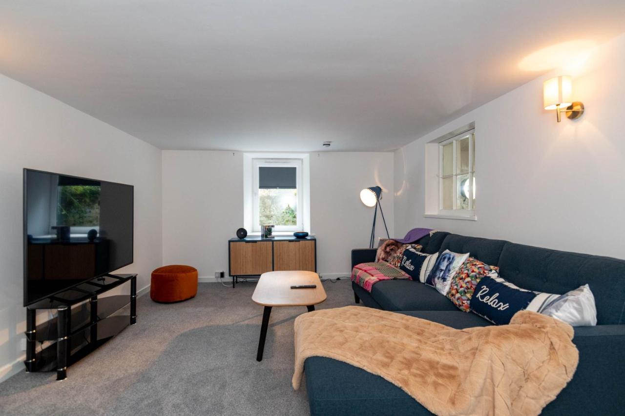 Rosebank House Blairgowrie - Sleeps 12, Games Rooms, Ev Point, Pets Welcomeブレアゴーリー エクステリア 写真