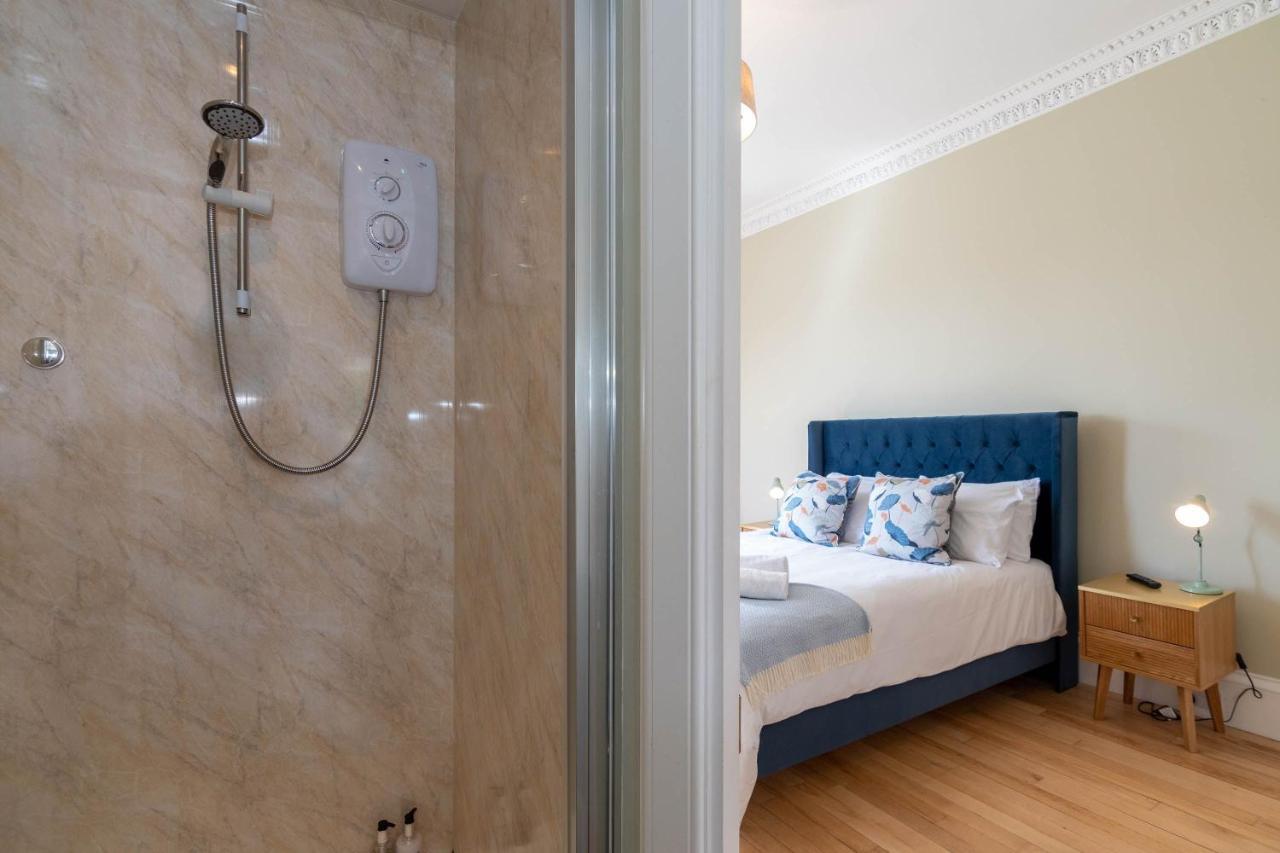 Rosebank House Blairgowrie - Sleeps 12, Games Rooms, Ev Point, Pets Welcomeブレアゴーリー エクステリア 写真