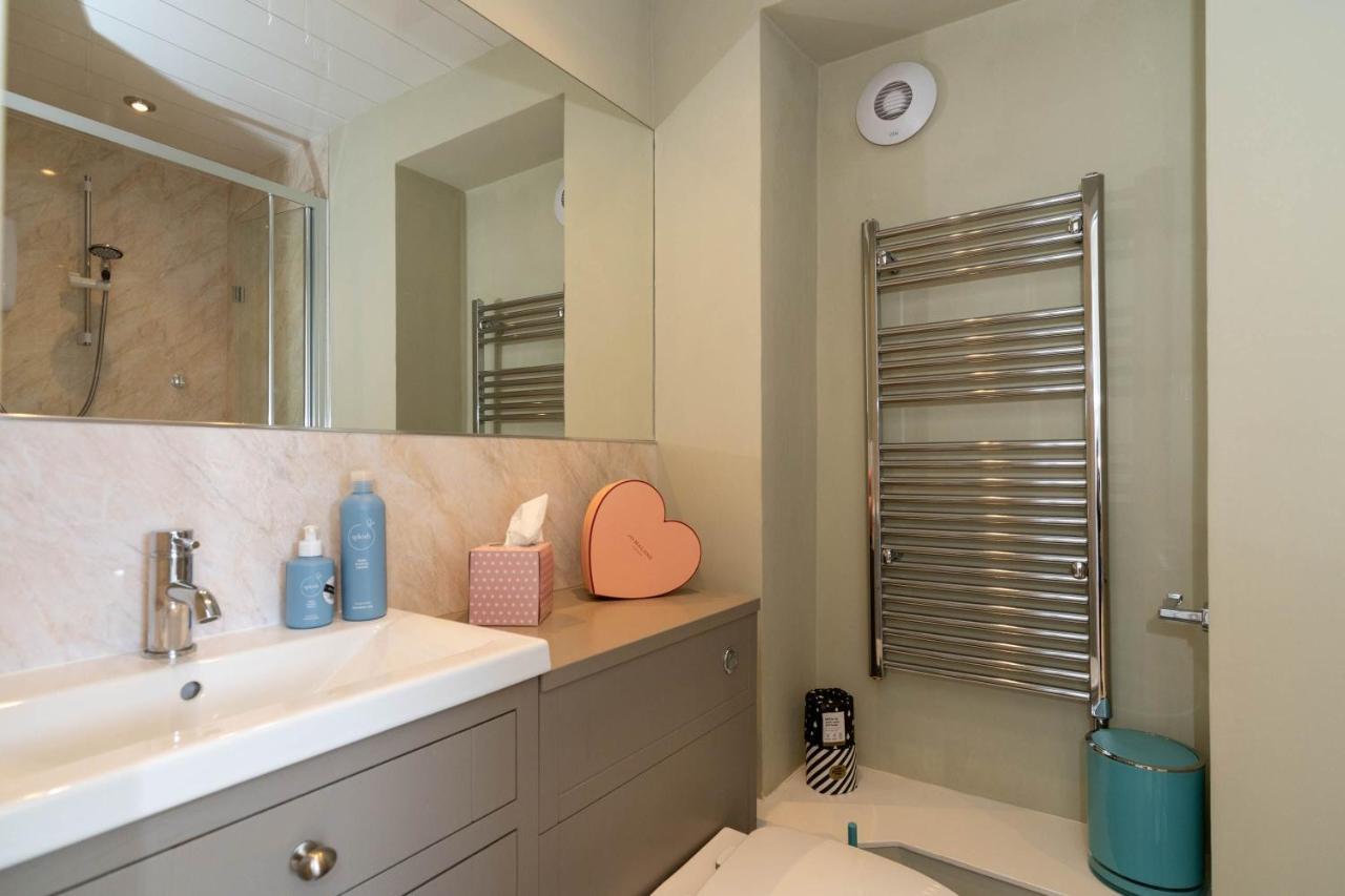 Rosebank House Blairgowrie - Sleeps 12, Games Rooms, Ev Point, Pets Welcomeブレアゴーリー エクステリア 写真
