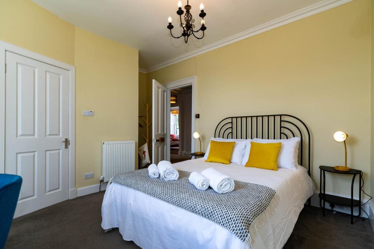 Rosebank House Blairgowrie - Sleeps 12, Games Rooms, Ev Point, Pets Welcomeブレアゴーリー エクステリア 写真